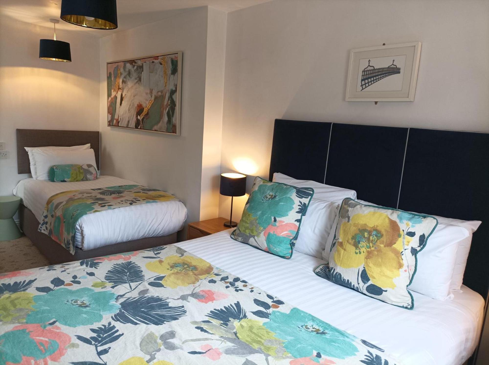 Tom Dick And Harriet'S Accommodation — Photos 1